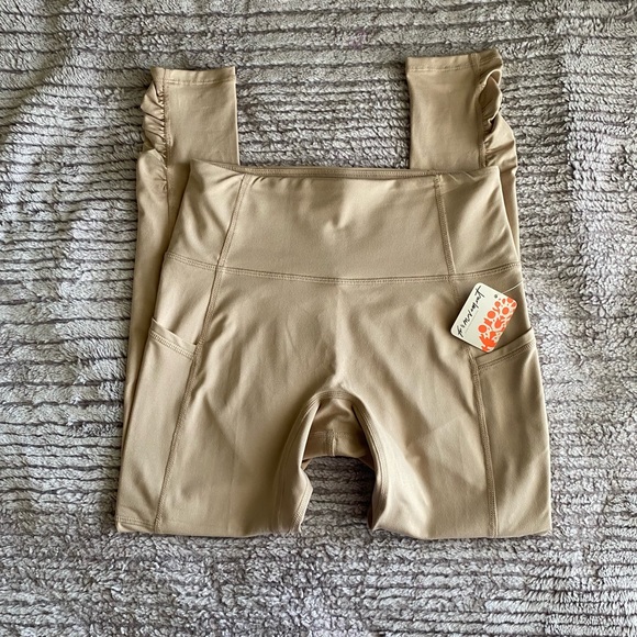Free People Movement Beige Leggings Size XS with Pockets and Synching by Ankles - Picture 2 of 9
